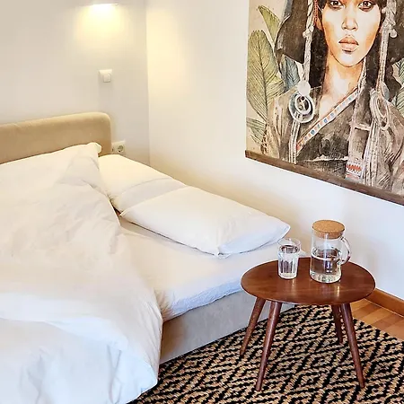 Casa Monzonea Willa *